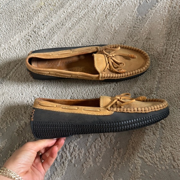 Cole Haan Slip On Boat Shoe leather Brown tan flats driving loafer 8.5 - Picture 1 of 12